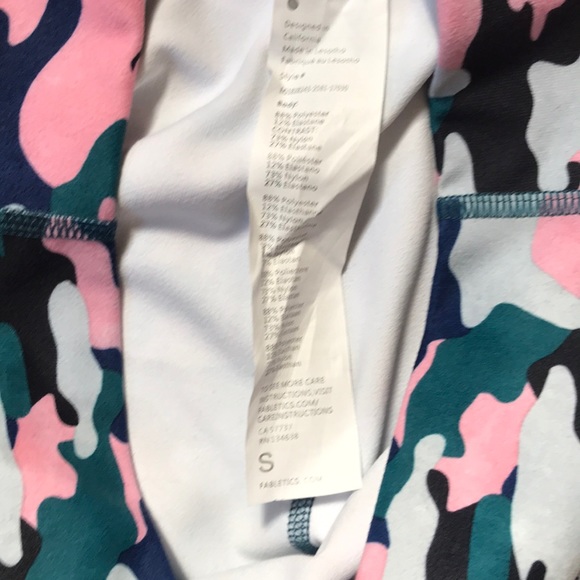 Fabletics camo leggings - Picture 3 of 4